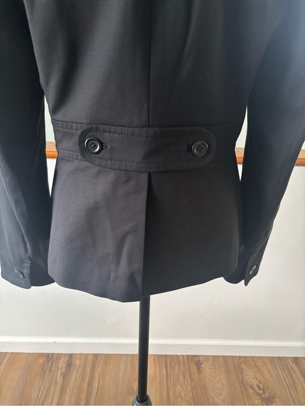 Banana Republic Blazer - Picture 5 of 10